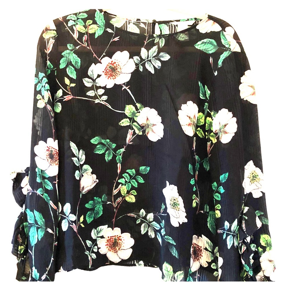 H&M Floral Flounced Cuff Blouse